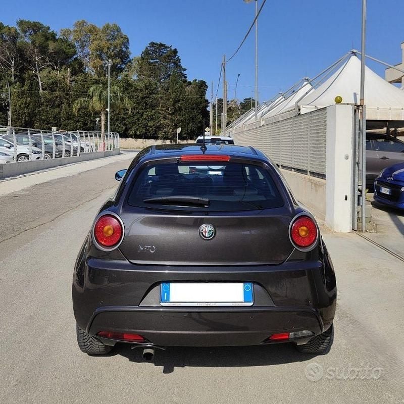 Usata Alfa Romeo MiTo Progression 70 CV (51 kW) 2015 Nero Utilitaria