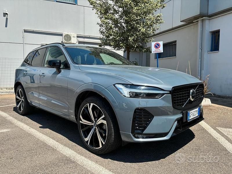 Usata Volvo XC60 R-Design 200 CV (147 kW) 2021 Grigio SUV