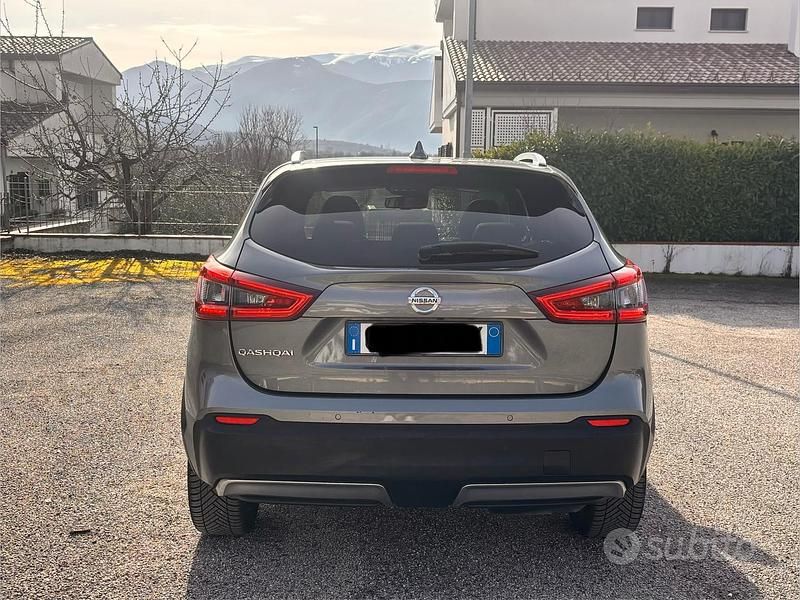 Usata Nissan Qashqai Tekna+ 2020 Grigio SUV