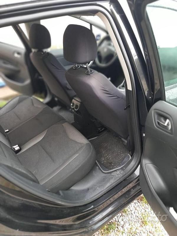 Usata Peugeot 308 2008 Nero Berlina
