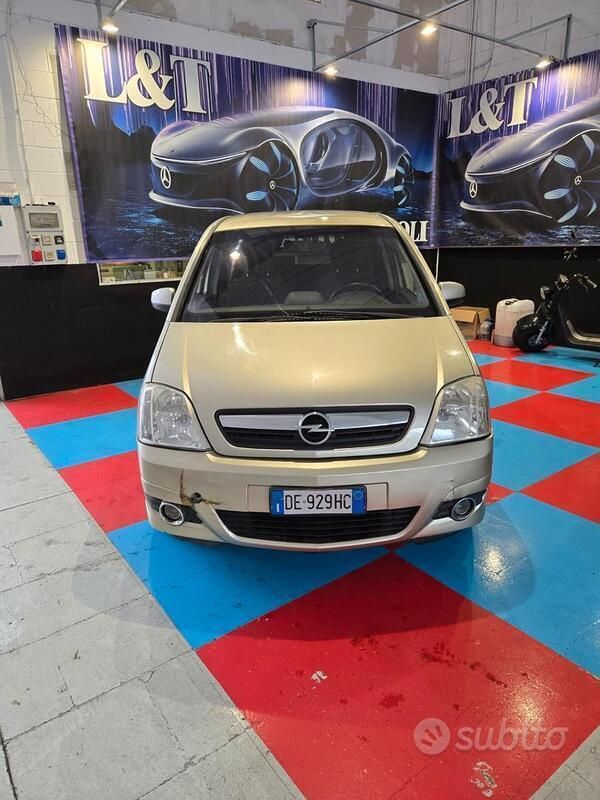 Usata Opel Meriva Enjoy 105 CV (77 kW) 2007 Grigio Monovolume