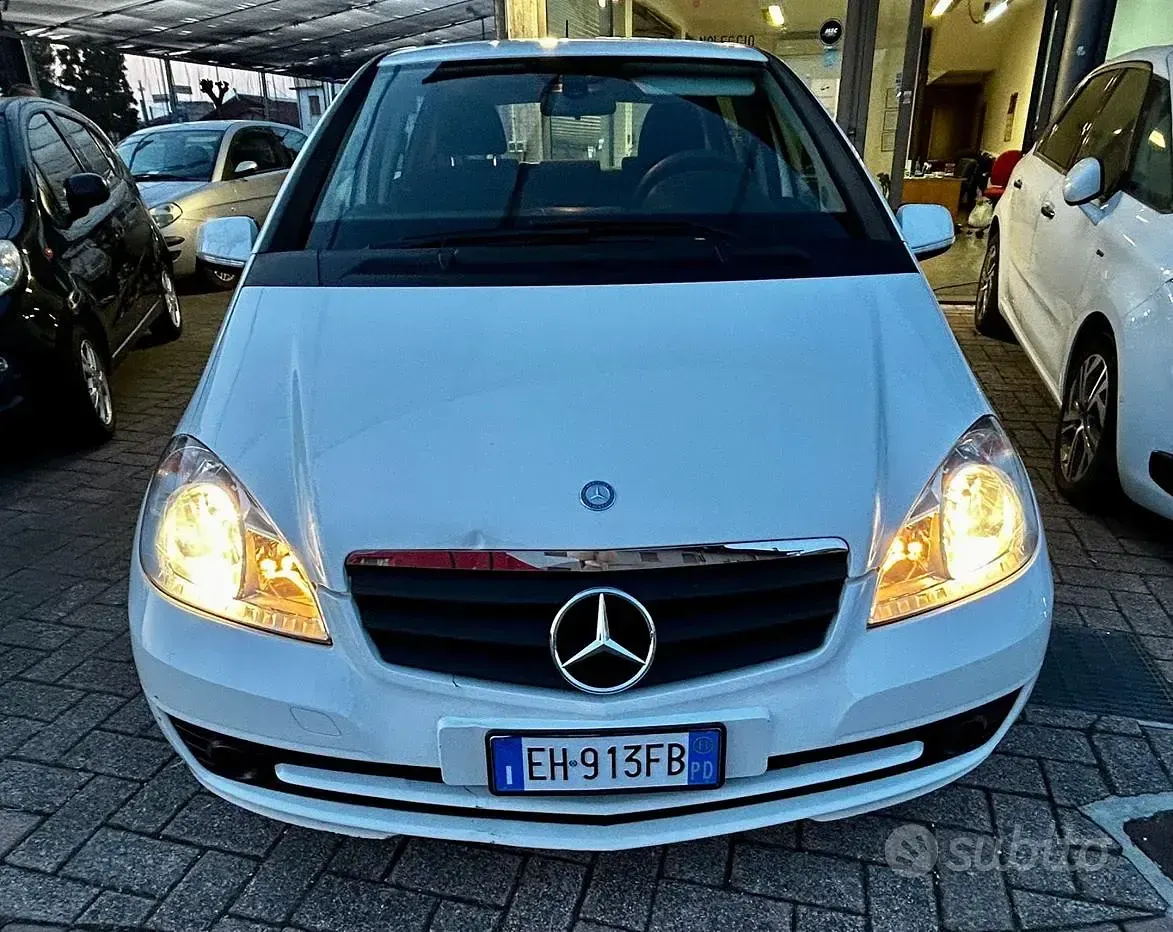 Usata Mercedes A160 Avantgarde 82 CV (60 kW) 2011 Berlina