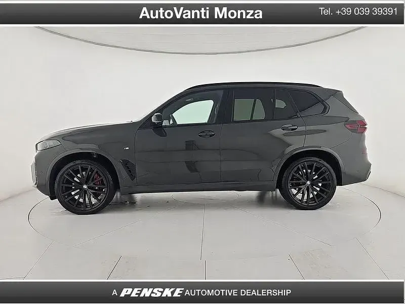 Usata BMW X5 M Sport 297 CV (218 kW) 2024 Grigio SUV