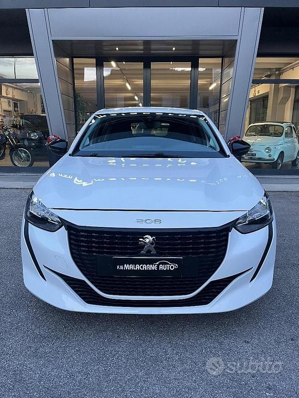 Usata Peugeot 208 Active+ 102 CV (75 kW) 2022 Bianco Utilitaria