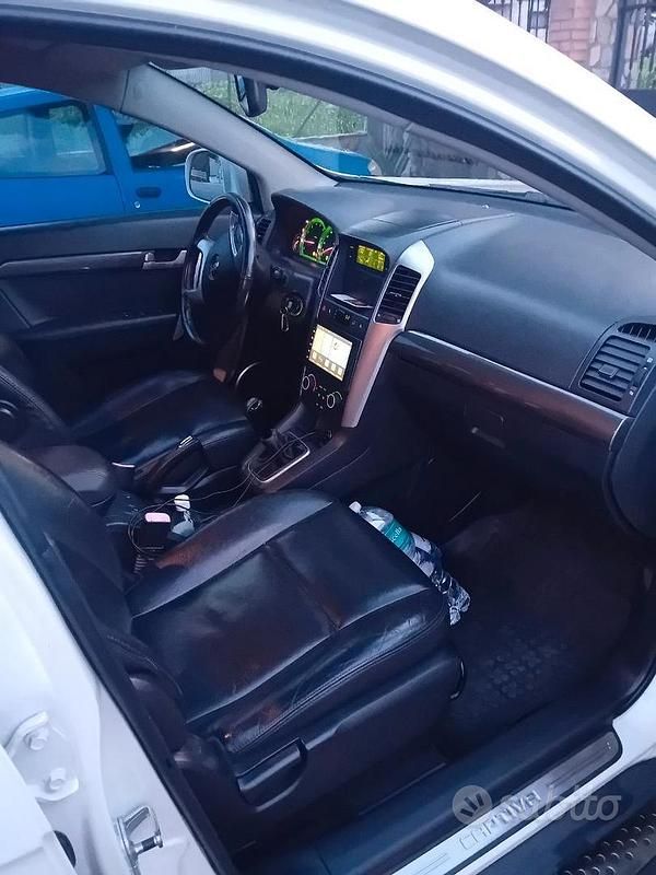 Usata Chevrolet Captiva 150 CV (110 kW) 2008 Bianco SUV