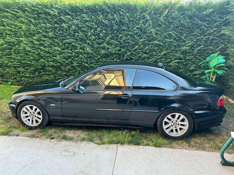 Usata BMW 318 143 CV (105 kW) 2002 Oro Coupé