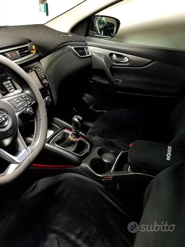 Usata Nissan Qashqai 115 CV (84 kW) 2018 Nero SUV