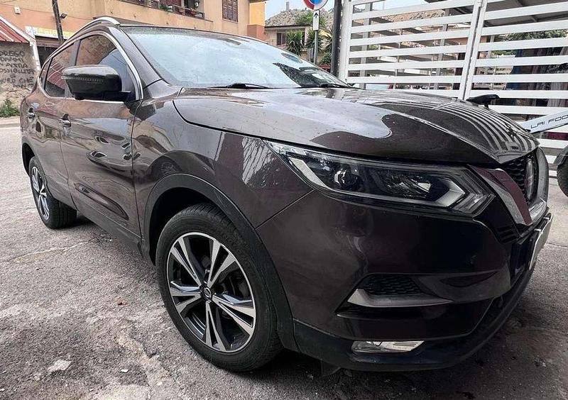Bronzo Usata 2022 Nissan Qashqai Tekna+ SUV | 14.000 € (Super prezzo) - Immagine 1/4