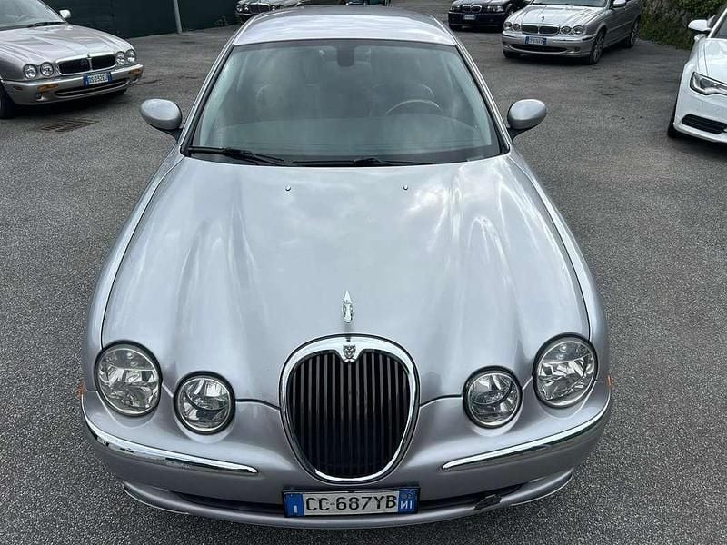 Usata Jaguar S-Type Executive 200 CV (147 kW) 2002 Argento Berlina