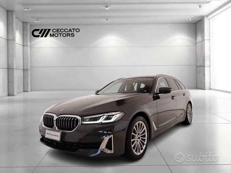 Usata BMW 520 Luxury Line 2022 Nero Station wagon