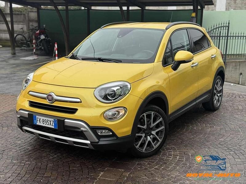 Giallo Usata 2017 Fiat 500X Cross Plus SUV | 10.500 € (Buon prezzo) - Immagine 1/4