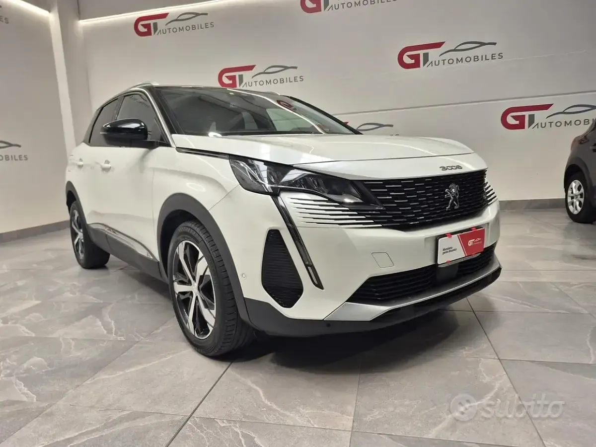 Usata Peugeot 3008 Allure 131 CV (96 kW) 2021 Bianco SUV