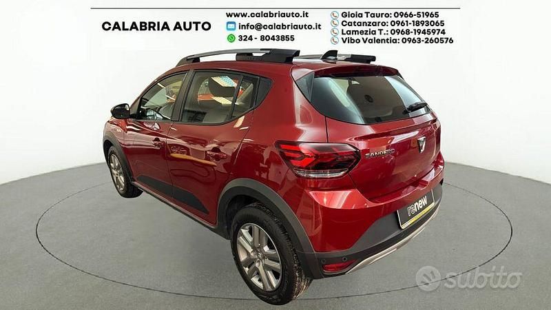 Usata Dacia Sandero Comfort 91 CV (66 kW) 2023 Rosso Berlina
