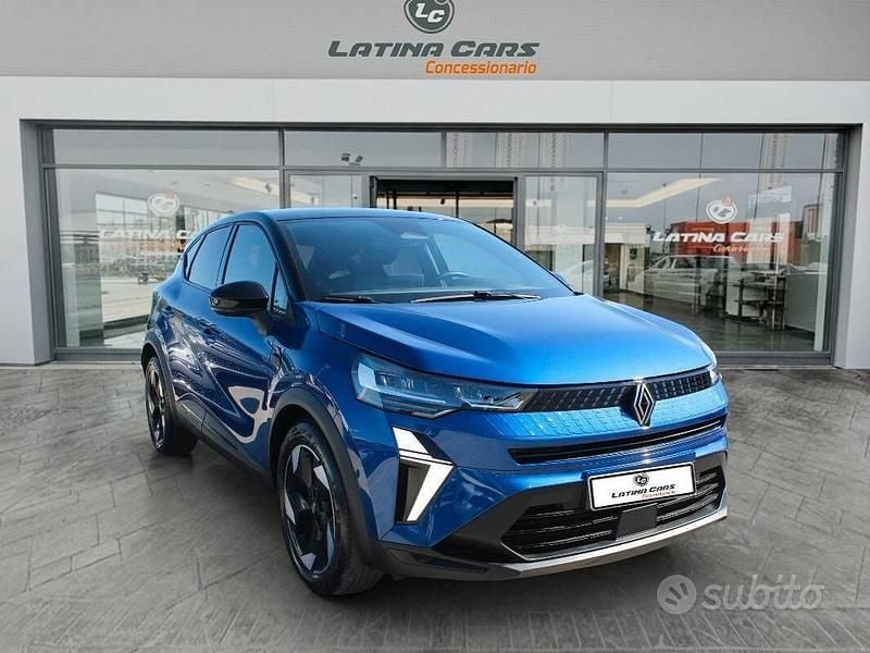 Usata Renault Captur Techno 101 CV (74 kW) 2025 Blu SUV