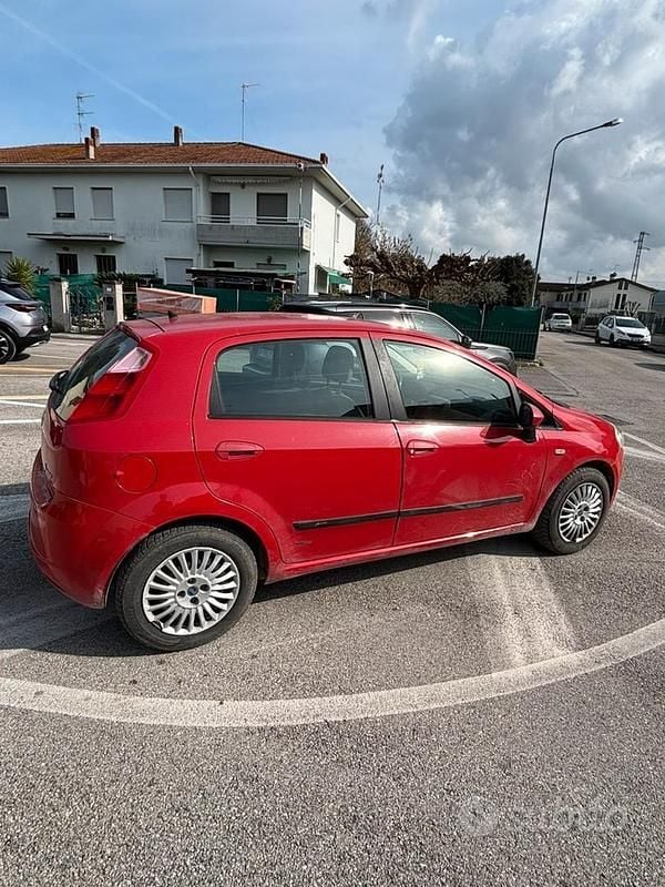 Usata Fiat Punto 2005 Utilitaria