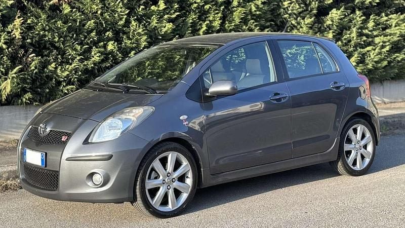 Usata Toyota Yaris 133 CV (97 kW) 2007 Utilitaria