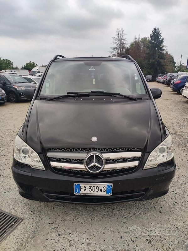 Usata Mercedes Vito 224 CV (164 kW) 2010 Nero Furgone