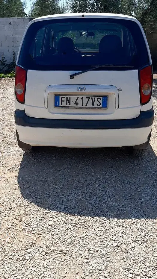 Usata Hyundai Atos 59 CV (43 kW) 2003 Bianco Utilitaria