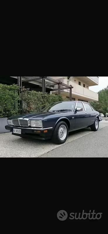 Usata Jaguar XJ Sovereign 213 CV (156 kW) 1988 Verde Berlina