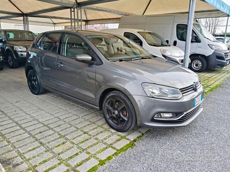 Usata VW Polo 75 CV (55 kW) 2014 Grigio Berlina