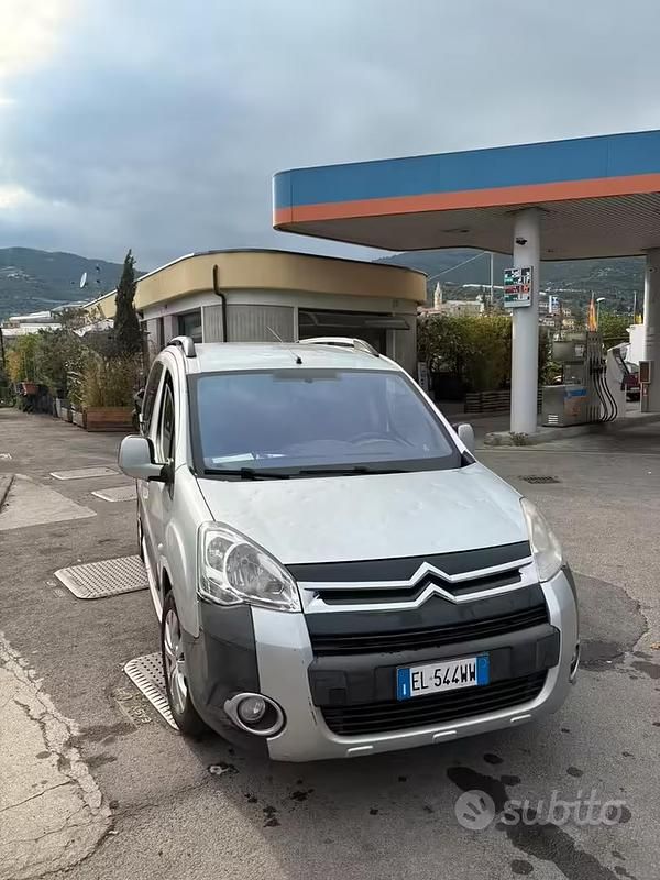 Usata Citroën Berlingo XTR 90 CV (66 kW) 2012 Grigio Monovolume