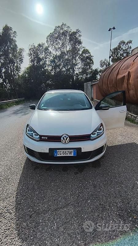 Bianco Usata 2011 VW Golf VI GTI Tre volumi | 7000 € (Super prezzo) - Immagine 1/4