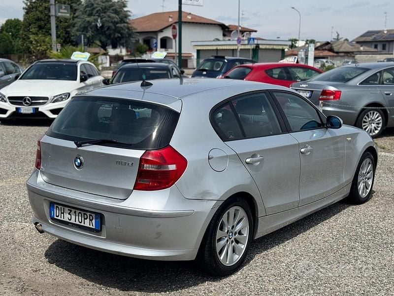 Usata BMW 118 143 CV (105 kW) 2007 Grigio Utilitaria