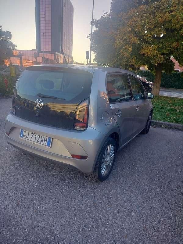 Usata VW up! 65 CV (47 kW) 2022 Utilitaria