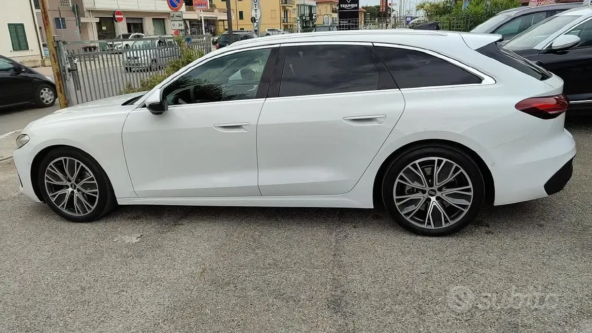 Usata Audi A5 S-Line 204 CV (150 kW) 2025 Bianco Station wagon