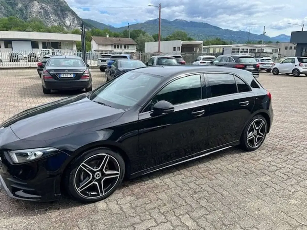 Usata Mercedes A200 Premium 150 CV (110 kW) 2020 Nero Berlina
