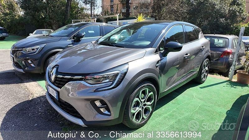 Usata Renault Captur 145 CV (106 kW) 2022 Blu SUV