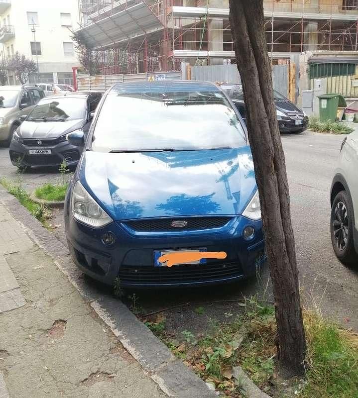 Usata Ford S-MAX Titanium 140 CV (102 kW) 2007 Monovolume