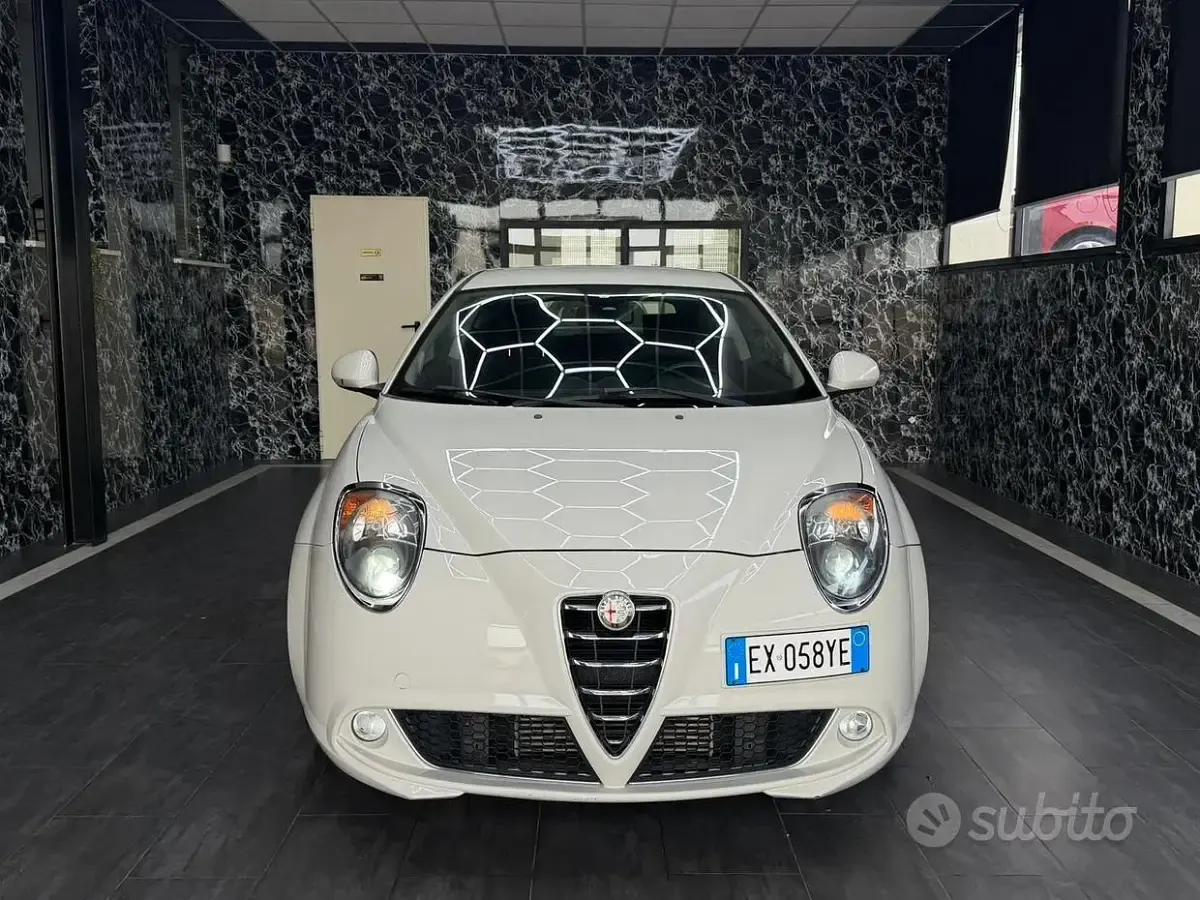 Usata Alfa Romeo MiTo Distinctive 85 CV (62 kW) 2014 Bianco Utilitaria