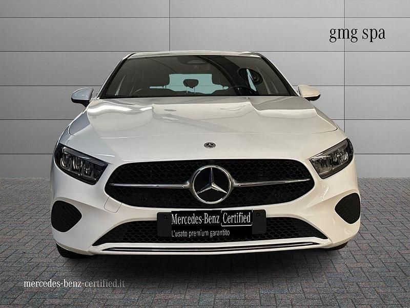 Usata Mercedes E250 Advanced 163 CV (119 kW) 2023 Bianco Berlina