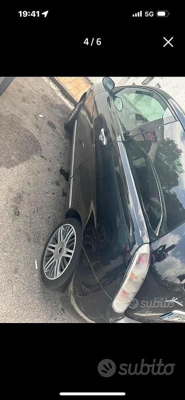 Usata Lancia Ypsilon 69 CV (50 kW) 2008 Nero Utilitaria