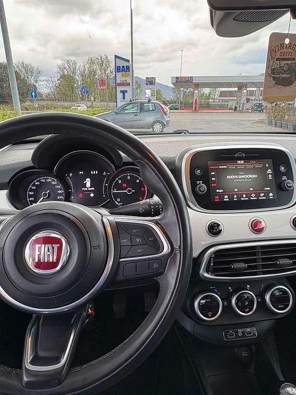 Usata Fiat 500 Cross 95 CV (69 kW) 2018 Bianco Station wagon