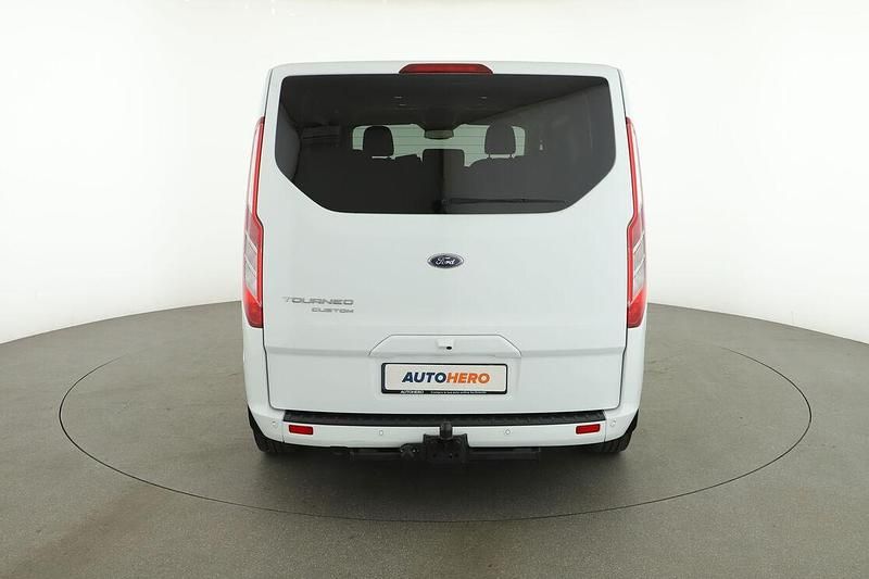Usata Ford Tourneo Custom Titanium 170 CV (125 kW) 2023 Bianco Furgone