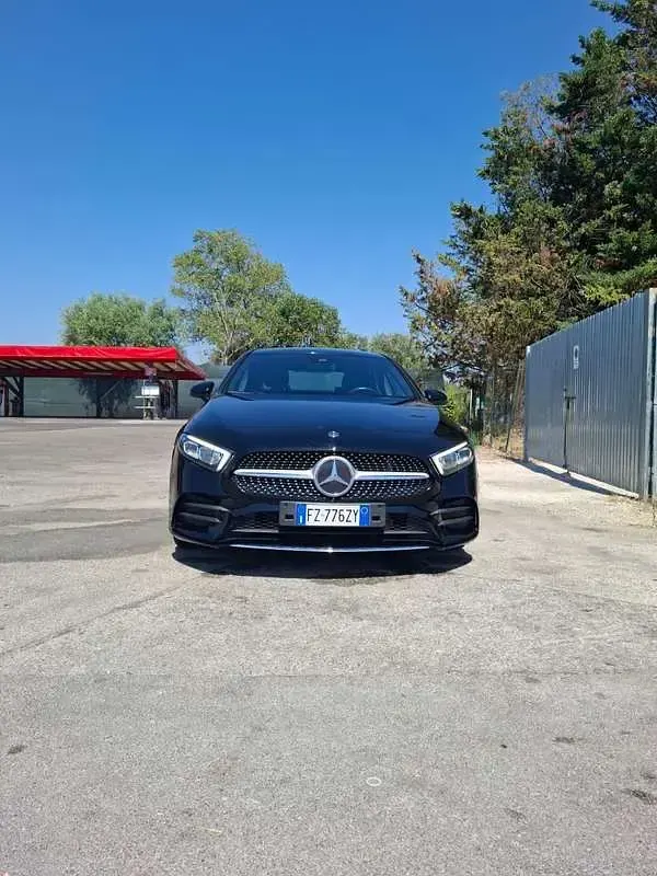 Usata Mercedes A180 Premium 116 CV (85 kW) 2020 Nero Berlina