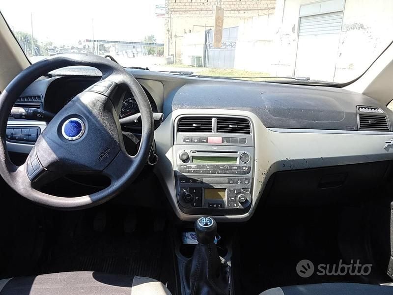 Usata Fiat Grande Punto 75 CV (55 kW) 2007 Utilitaria