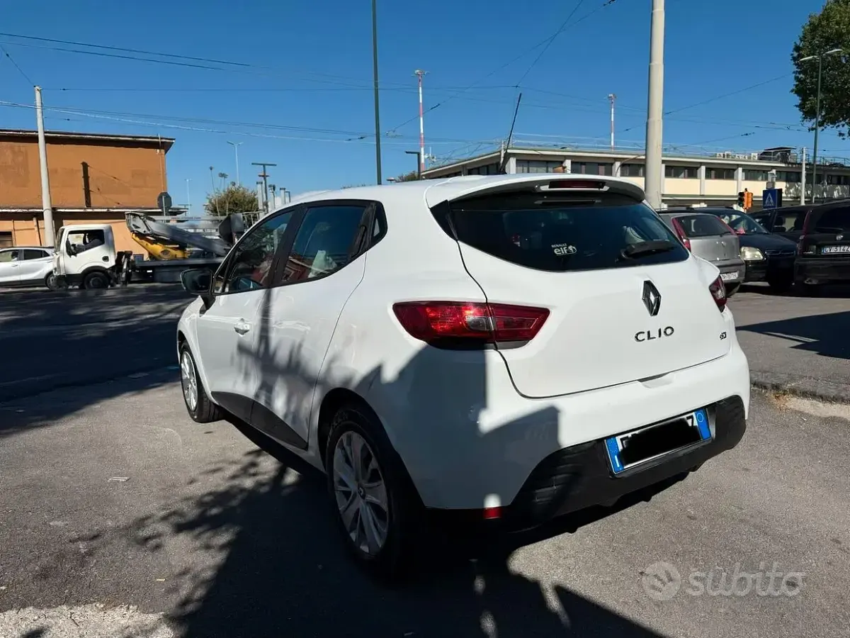 Usata Renault Clio IV 75 CV (55 kW) 2016 Bianco Berlina