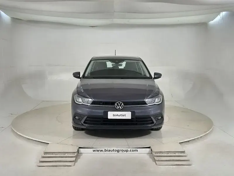 Usata VW Polo Style 95 CV (69 kW) 2023 Grigio Utilitaria