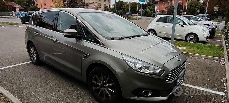 Usata Ford S-MAX 2017 Monovolume
