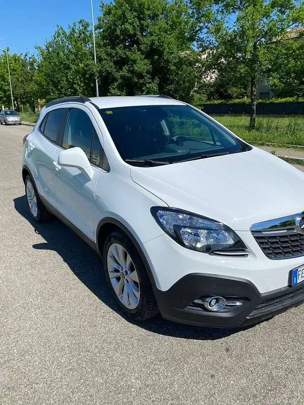 Usata Opel Mokka Cosmo 136 CV (100 kW) 2016 Bianco SUV