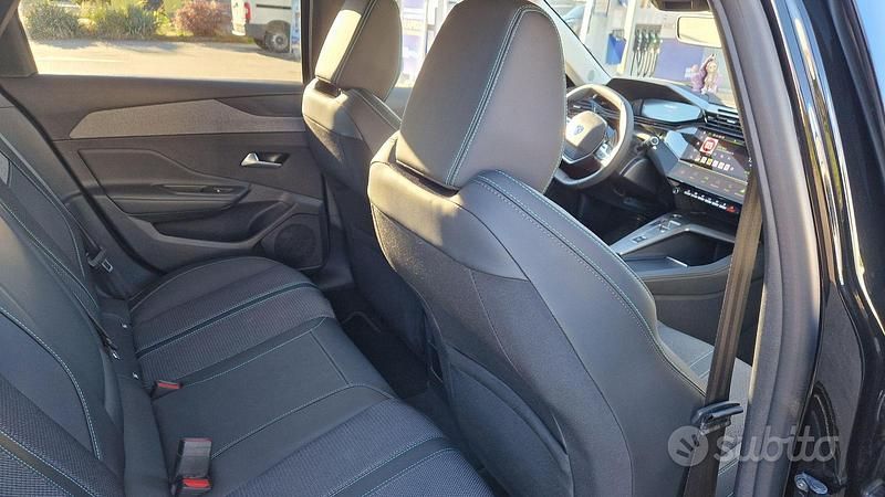 Usata Peugeot 308 Allure 131 CV (96 kW) 2024 Nero Station wagon
