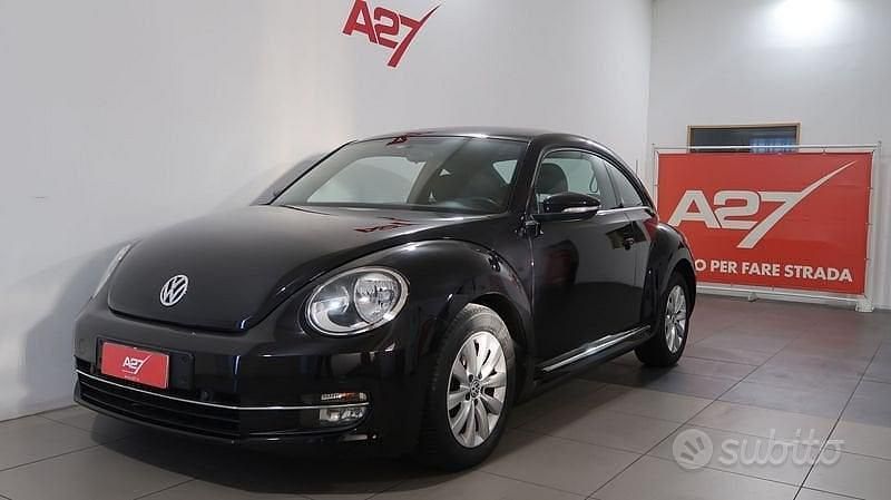 Usata VW Beetle Design 105 CV (77 kW) 2013 Nero Utilitaria