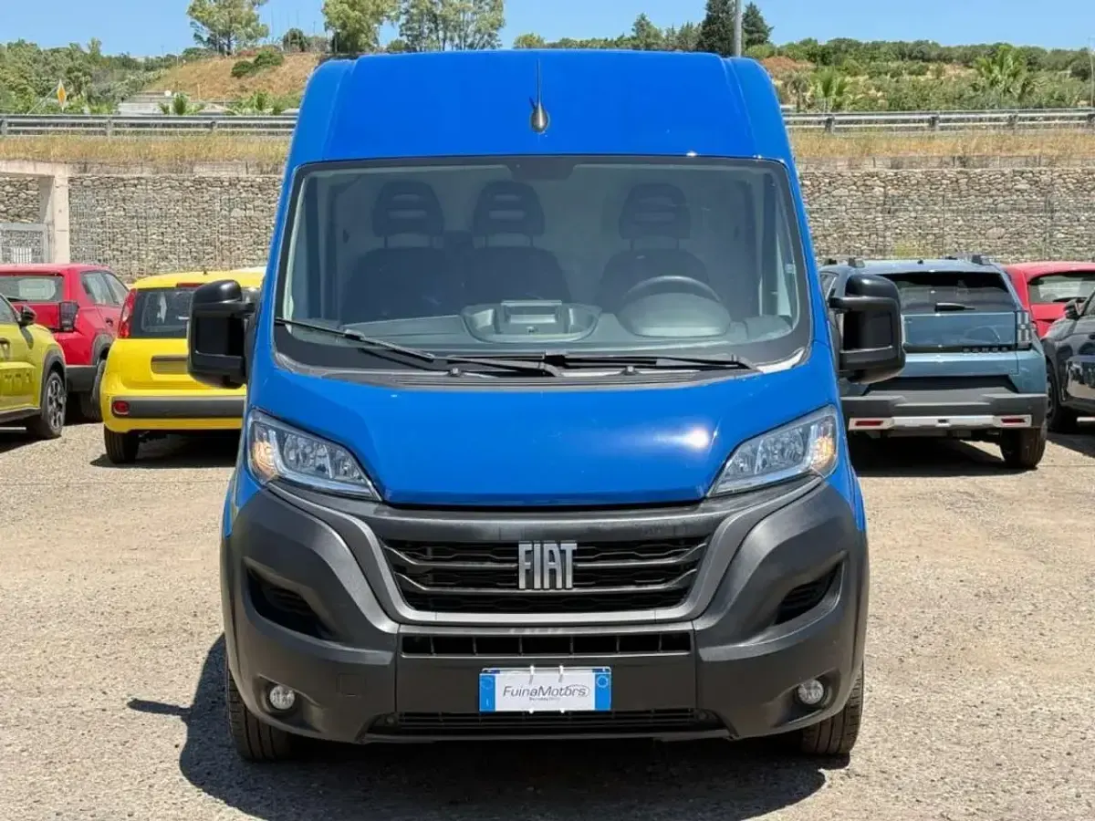 Usata Fiat Ducato 33 140 CV (102 kW) 2022 Blu Furgone