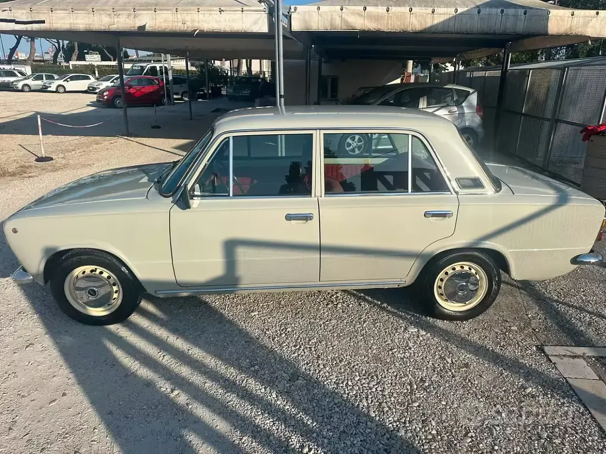 Usata Fiat Coupé 65 CV (47 kW) 1970 Grigio Coupé