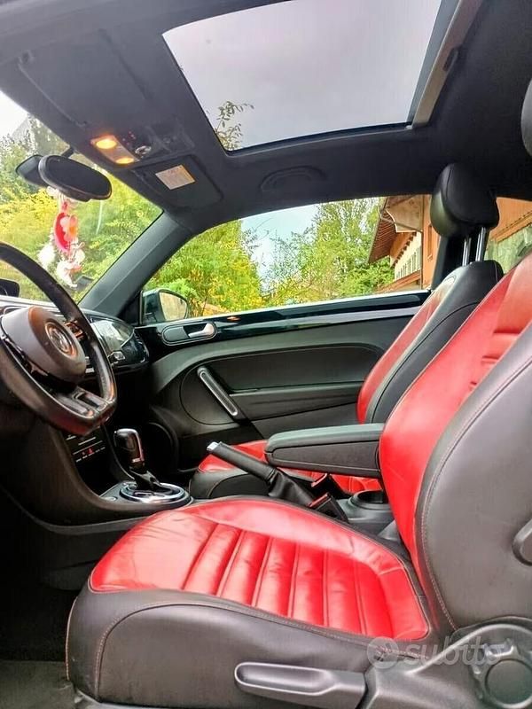 Usata VW Beetle Sport 220 CV (161 kW) 2012 Bianco Utilitaria