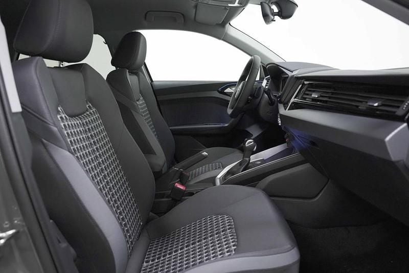 Nuova Audi A1 Sportback S-Line 116 CV (85 kW) 2026 Grigio Utilitaria