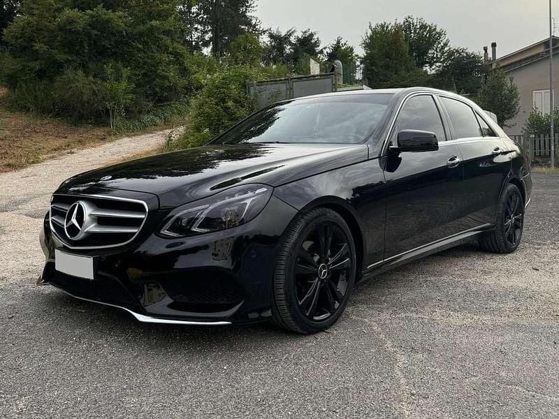 Usata Mercedes E220 170 CV (125 kW) 2014 Nero Berlina